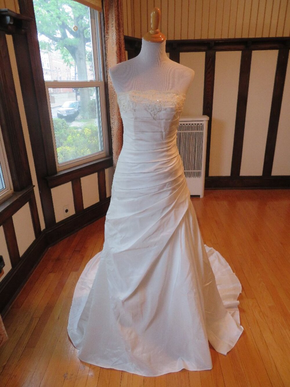 LILLY Bridal Wedding Dress